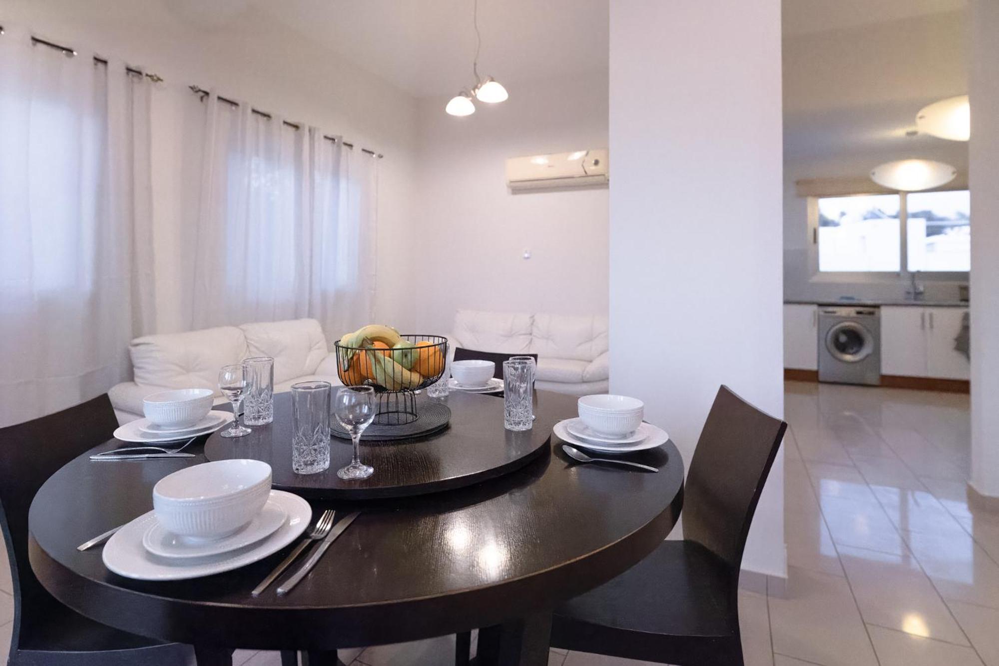 Nefeli Blue-Horizon 2B, Pool, Suites, Big Balconies بافوس المظهر الخارجي الصورة
